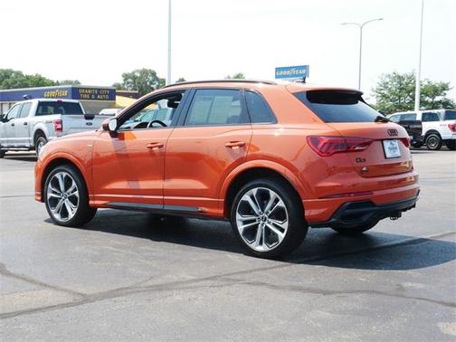 2022 Audi Q3 45 S line Premium Plus