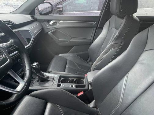 2022 Audi Q3 45 S line Premium Plus