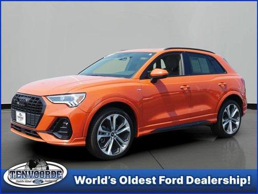 2022 Audi Q3 45 S line Premium