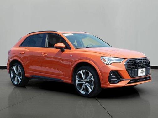 2022 Audi Q3 45 S line Premium