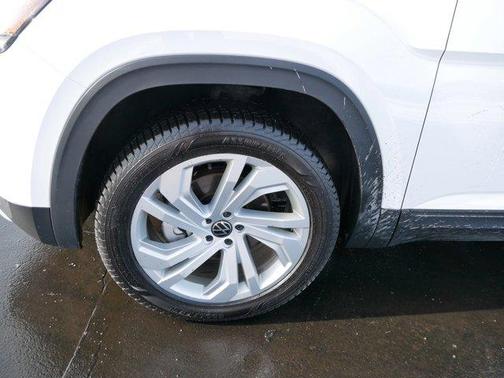 2022 Volkswagen Atlas 3.6L SE w/Technology