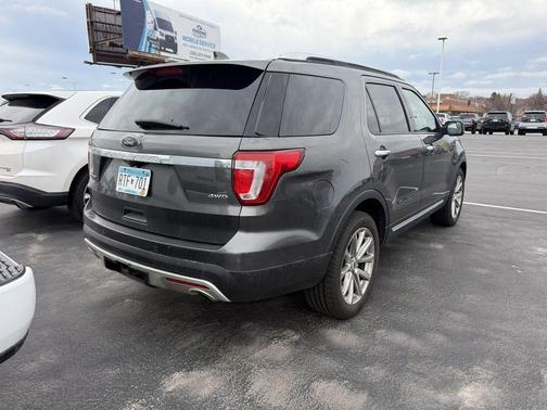 Magnetic 2017 Ford Explorer Limited