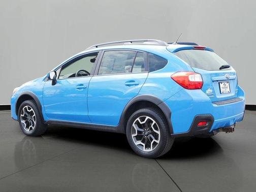 Hyper Blue 2017 Subaru Crosstrek 2.0i Premium