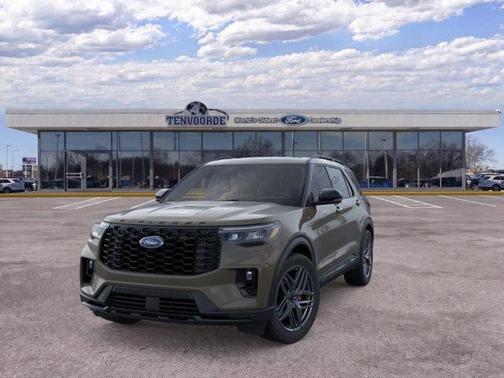 Gray 2026 Ford Explorer ST-Line