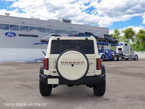 Wimbledon White 2026 Ford Bronco Outer Banks