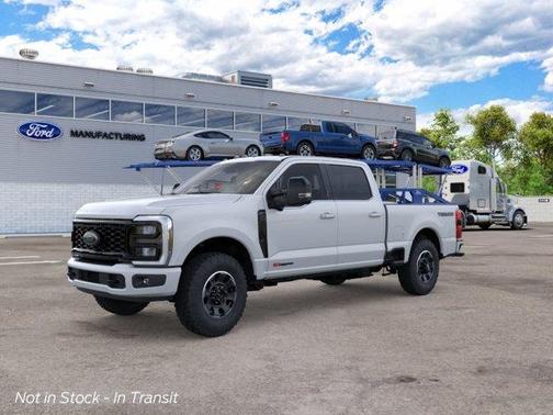 Oxford White 2026 Ford F-350 Lariat Super Duty