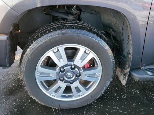 2021 Toyota Tundra Platinum