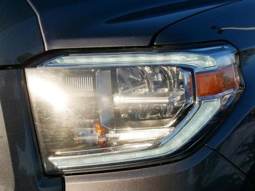 2021 Toyota Tundra Platinum