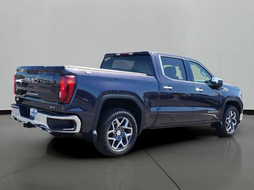 Titanium Rush Metallic 2022 GMC Sierra 1500 SLT