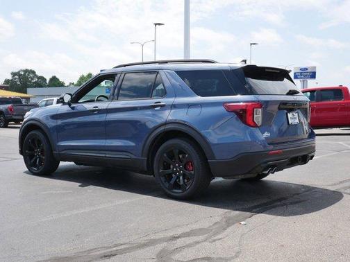 2021 Ford Explorer ST