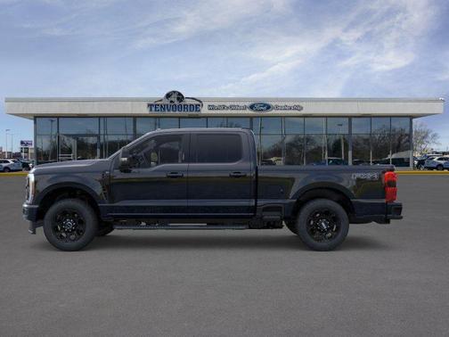 Agate Black Metallic 2026 Ford F-350 XLT