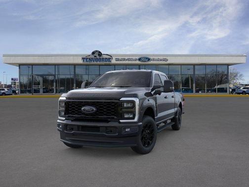 Agate Black Metallic 2026 Ford F-350 XLT