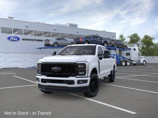 Star White 2026 Ford F-350 Lariat Super Duty