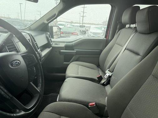 Race Red 2016 Ford F-150 XLT