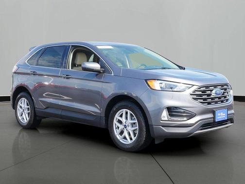 Gray Metallic 2022 Ford Edge SEL