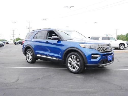 Blue Metallic 2023 Ford Explorer Limited