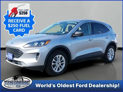 Silver Metallic 2022 Ford Escape SE