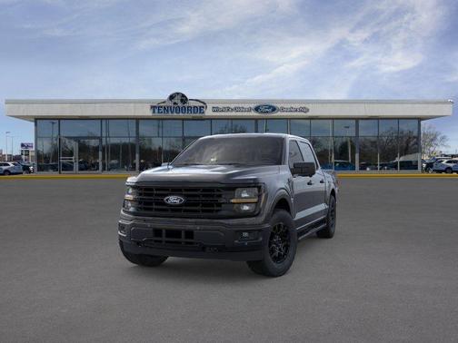 Agate Black Metallic 2026 Ford F-150 XLT