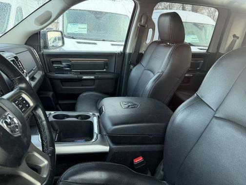 2017 RAM 1500 Laramie