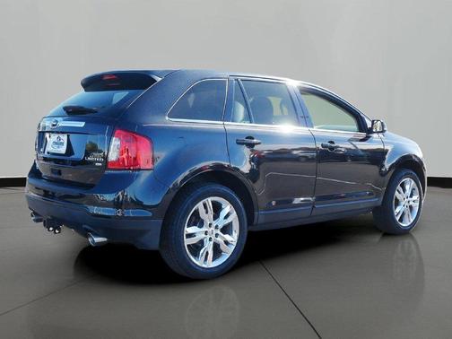 Tuxedo Black Metallic 2014 Ford Edge Limited