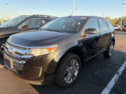 Tuxedo Black Metallic 2014 Ford Edge Limited
