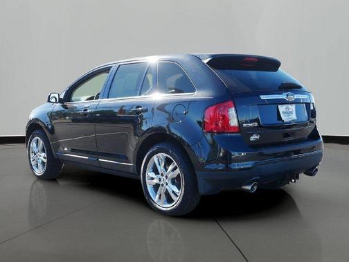 Tuxedo Black Metallic 2014 Ford Edge Limited