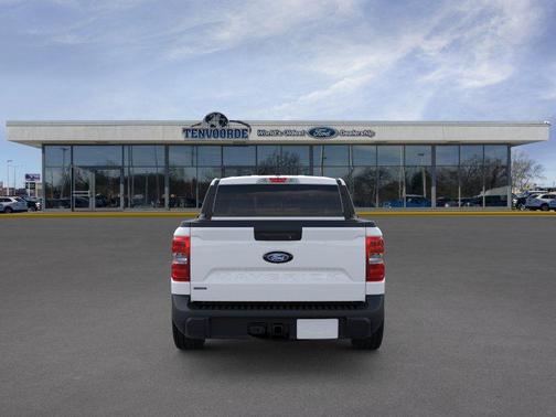 Oxford White 2026 Ford Maverick XLT