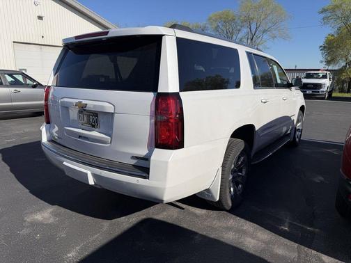 Iridescent Pearl Tricoat 2018 Chevrolet Suburban Premier