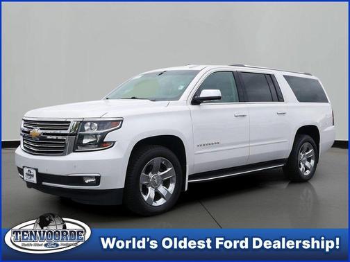 Iridescent Pearl Tricoat 2018 Chevrolet Suburban Premier