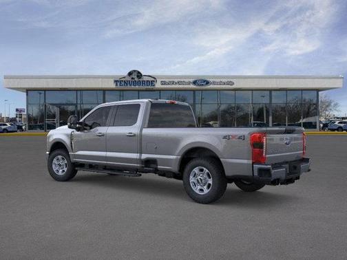 2026 Ford F-350 XLT