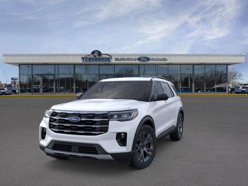 Star White 2026 Ford Explorer Active