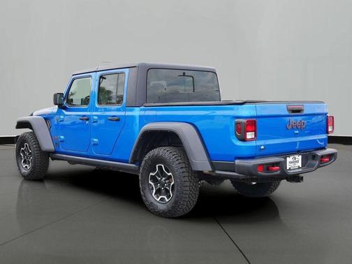 Hydro Blue Pearlcoat 2022 Jeep Gladiator Rubicon