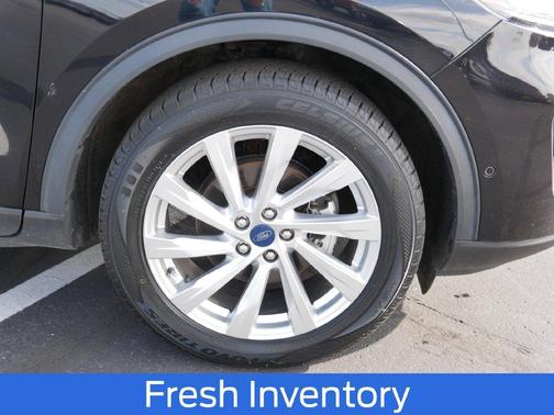 Black Metallic 2021 Ford Escape Titanium