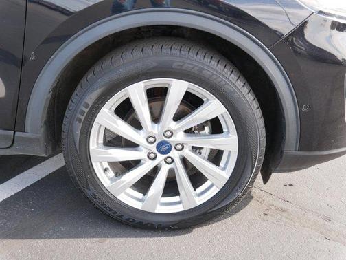 Black Metallic 2021 Ford Escape Titanium