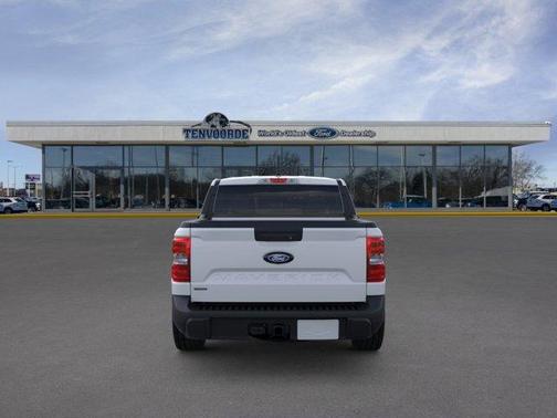 Space White Metallic 2026 Ford Maverick XL