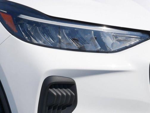 Oxford White 2023 Ford Escape Active