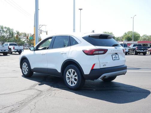 Oxford White 2023 Ford Escape Active