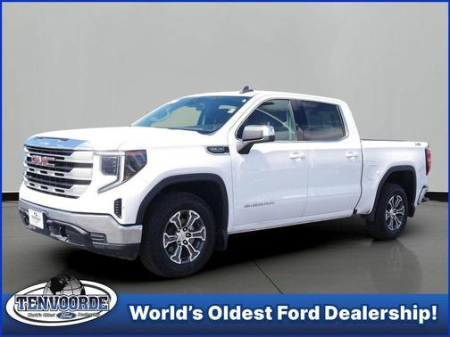 Summit White 2023 GMC Sierra 1500 SLE