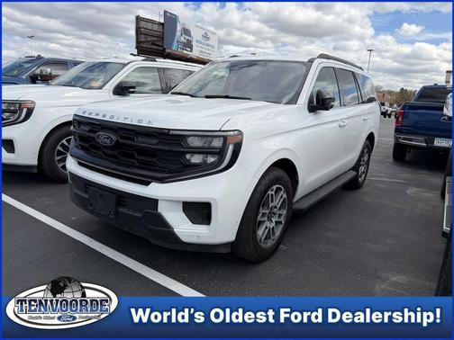 Oxford White 2025 Ford Expedition Active
