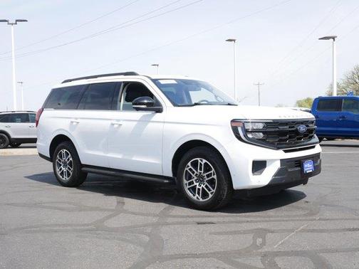 Oxford White 2025 Ford Expedition Active