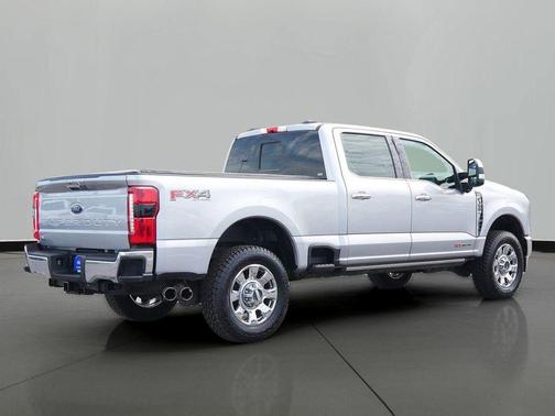 Silver Metallic 2024 Ford F-350 Lariat Super Duty