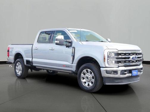 Silver Metallic 2024 Ford F-350 Lariat Super Duty
