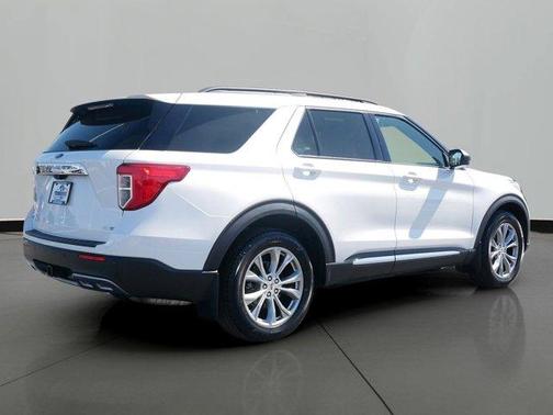 White Metallic 2020 Ford Explorer XLT
