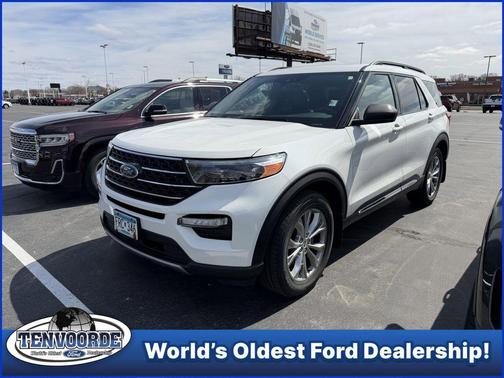 White Metallic 2020 Ford Explorer XLT