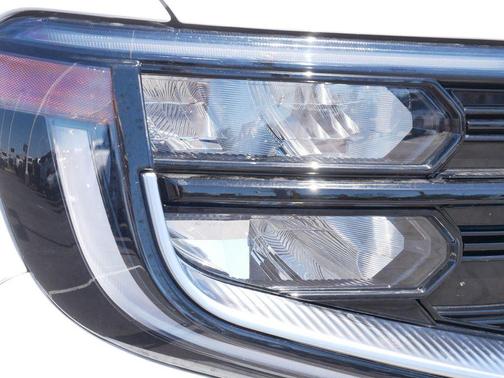 Oxford White 2025 Ford Expedition Max Platinum