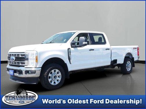 Oxford White 2023 Ford F-350 XLT