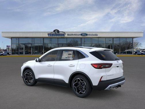 2026 Ford Escape Platinum