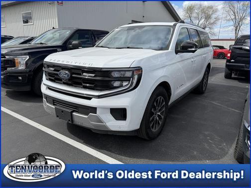 Oxford White 2025 Ford Expedition Max Platinum