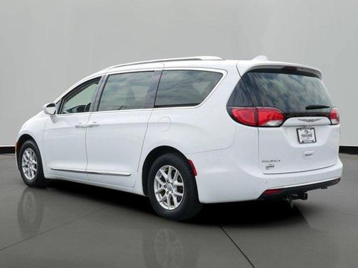 2020 Chrysler Pacifica Touring-L