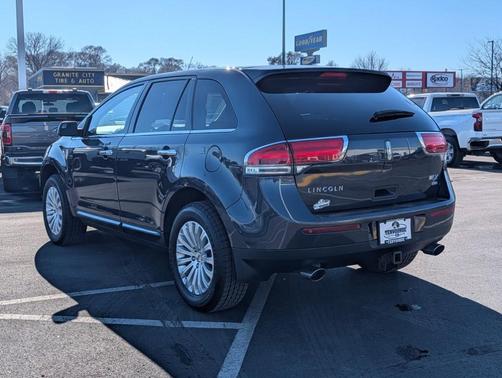 2013 Lincoln MKX Base